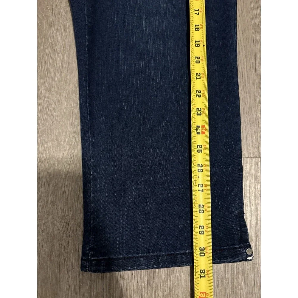 Gloria Vanderbilt Ladies Jeans Size 10 Amanda Capri Blue Stretch